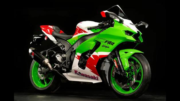 40 Ninja ZX-10RR 40th Anniversary με ειδικούς χρωματισμούς στην Αγγλία 