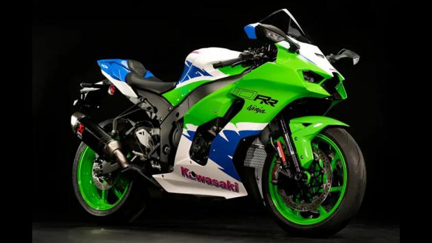 40 Ninja ZX-10RR 40th Anniversary με ειδικούς χρωματισμούς στην Αγγλία 