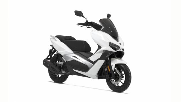 Keeway Vieste 125: Ανέσεις GT σε προσιτή τιμή 