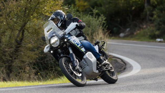 Husqvarna Norden 901 Expedition - Test 