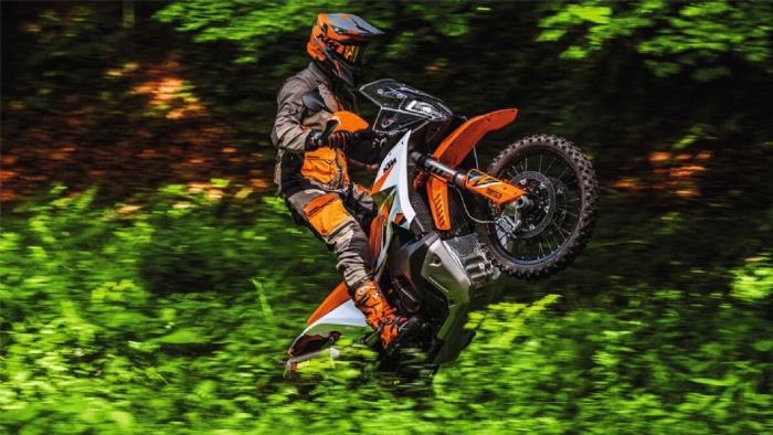 Νέο KTM 890 Adventure R 2023