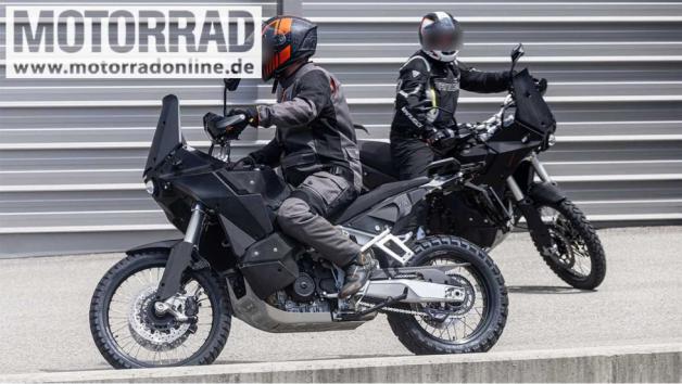 Νέο KTM 990 Adventure πιάστηκε από τον κατασκοπικό φακό 