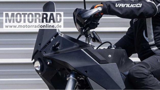 Νέο KTM 990 Adventure πιάστηκε από τον κατασκοπικό φακό 