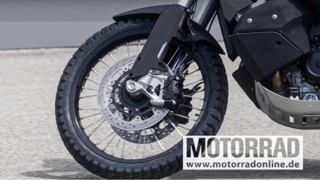 Νέο KTM 990 Adventure πιάστηκε από τον κατασκοπικό φακό 