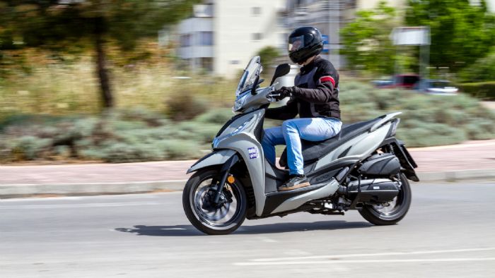 Test: KYMCO Agility 300i