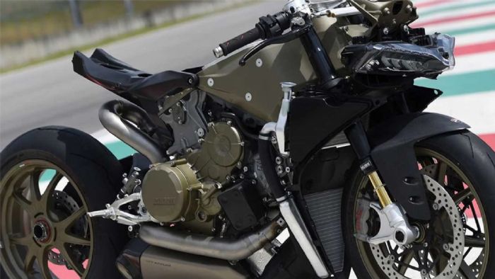 Ό,τι βλέπετε να «χρυσίζει» στη φωτογραφία, είναι μαγνήσιο. Ένα ακόμη υλικό στο οποίο υπάρχει πλέον έλλειψη. 