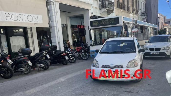 To σημείο του... απίστευτου παρκαρίσματος στην Πάτρα!