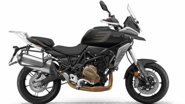 Aφιξη Νέας QJMOTOR SRT 700S 