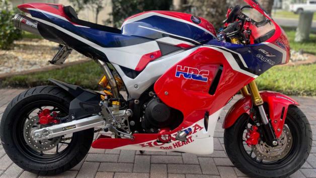 300άρι Honda Grom με εμφάνιση CBR 