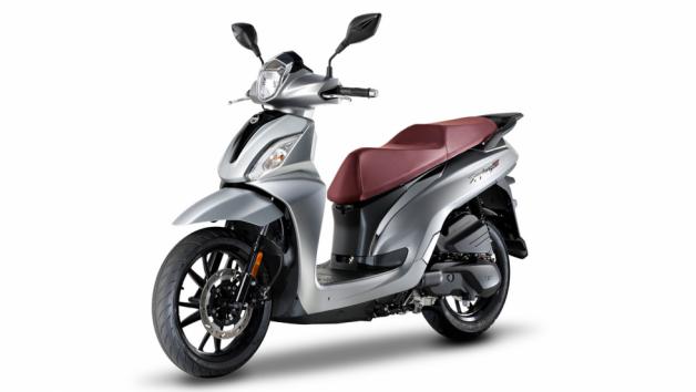 Ταξινομήσεις σκούτερ Ιουλίου: ΤΟ SYM Symphony ST 200 περνάει στην πρώτη θέση 