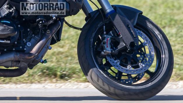 ΚΤΜ 1390 SMT: Πιάστηκε από τον κατασκοπικό φακό ΚΤΜ 1390 SMT: Πιάστηκε από τον κατασκοπικό φακό