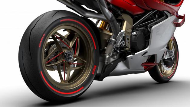 EICMA 2023: MV Agusta Superveloce 1000 Serie Oro EICMA 2023: MV Agusta Superveloce 1000 Serie Oro