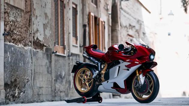 MV Agusta Superveloce 1000 Serie Oro: Hand-crafted και Συλλεκτική 