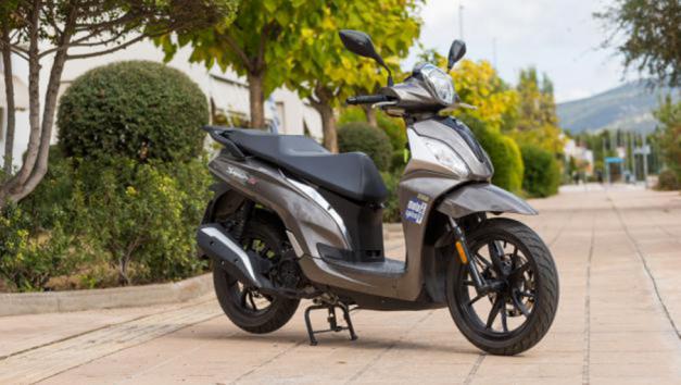 Ταξινομήσεις διμήνου 2023: Top 10 scooter 