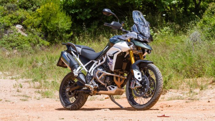 Triumph Tiger 900