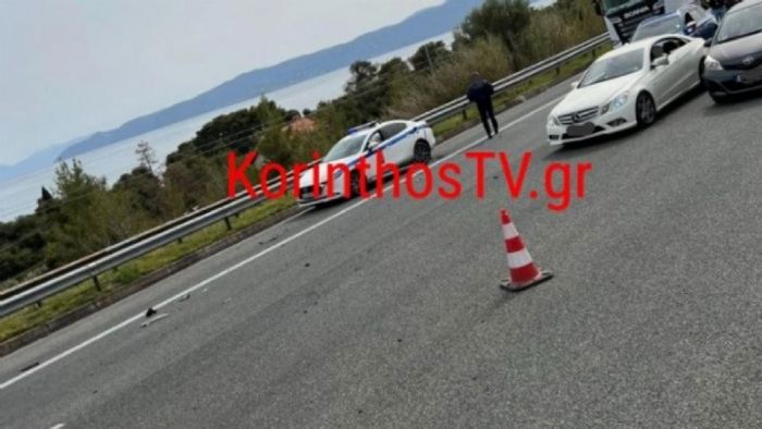 Νεκρός μοτοσυκλετιστής στην Εθνική – Ηλικιωμένη μπήκε ανάποδα στο ρεύμα 