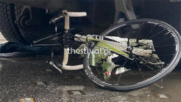 Φωτογραφία από το σημείο του δυστυχήματος (φωτογραφία: Thestival)