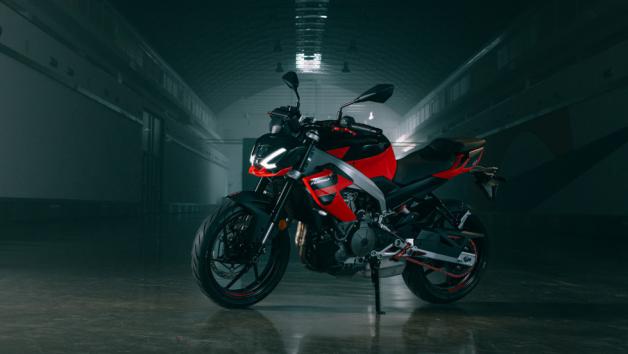 Aprilia Tuono 457: Πλαίσιο αλουμινίου και κορυφαία αναλογία βάρους ανά ίππο 