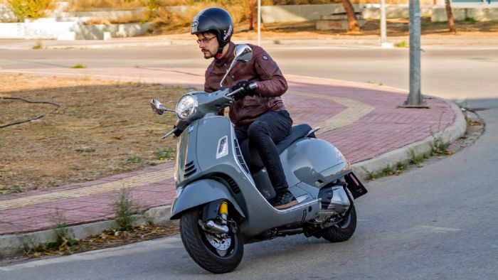 Test: Piaggio Vespa GTS 300 HPE Supertech
