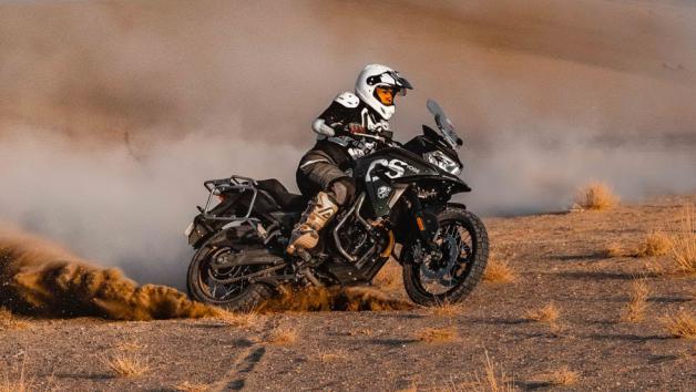 Voge: Αυτά τα μοντέλα της μπαίνουν και χώμα 