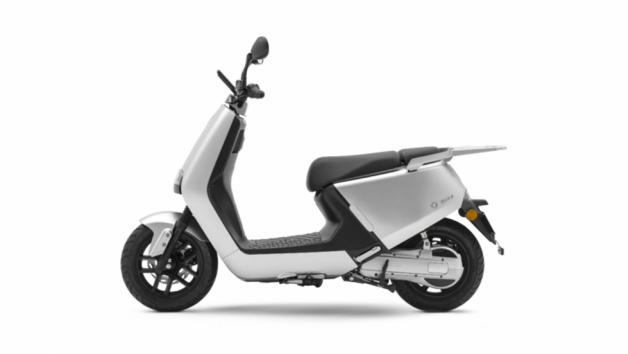 Yadea G5S: Με cruise control και δύο αποσπώμενες μπαταρίες Yadea G5S: Με cruise control και δύο αποσπώμενες μπαταρίες