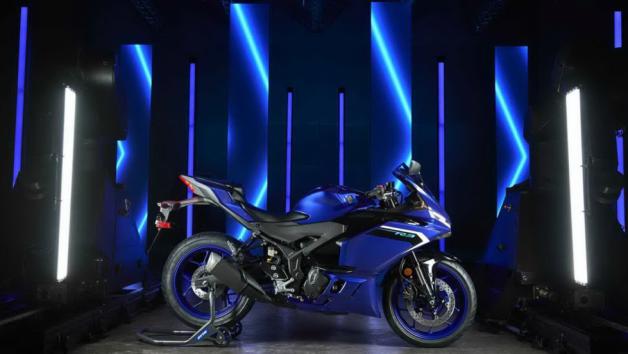 Ανανεωμένο έρχεται το νέο Yamaha R3 για το 2025 Ανανεωμένο έρχεται το νέο Yamaha R3 για το 2025