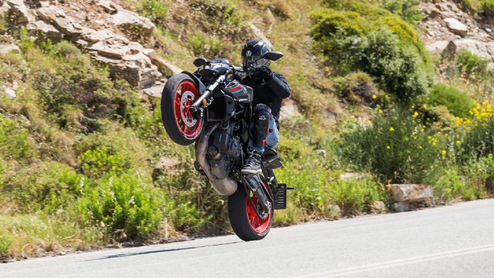 Yamaha MT-07 2021 Test