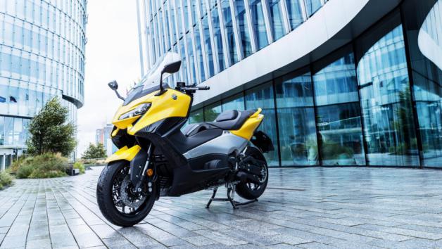 Yamaha TMAX 560: Με TFT 7 ιντσών και keyless σύστημα εκκίνησης 