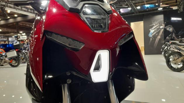 Zontes 310M: Εντυπωσιακή σχεδίαση και δυνατός κινητήρας 