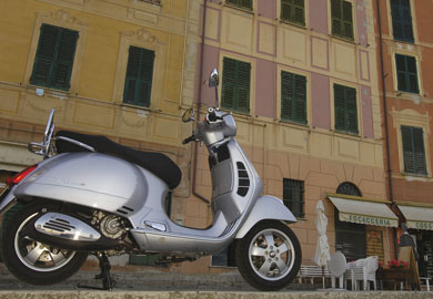 piaggio, piaggio vespa, piaggio vespa gts 250 -    Vespa   ,    50       Vespa GS (Grand Sport)        Piaggio,         . 