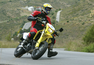 suzuki, suzuki dr, suzuki dr-z 400 s, suzuki dr-z 400 sm - …  ,    .    Suzuki      DRZ 400   SM,      . ,     . ,     ,       . ,     ; 