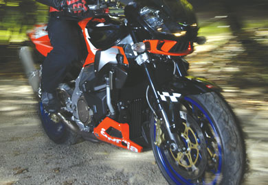 aprilia, aprilia, piaggio - Pegaso Strada, Pegaso Trail, RXV, SXV. ������������ ��� ������������, ����������� ��� ��������������� ��� ��� ���������� ������ ������������ ����������� ���� ������ ������� ���� ���� ��� ����� ���, ���� ���� ������� ����������. � Piaggio ��������� �� ������ ��� ��� � Aprilia �����������, ���������� ��� ��� �������� ���� �� ���� ���. ��� �������, �� ��� Tuono 1000R ��� ����� � ��������� ��� ��������.  