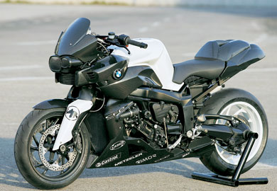 ������ �������� ��������� �� ����� ���� ���� Intermot ��� ������� ��� ����������. �� ��� �������� ��� � 1200 S ������ ��� �������� ��� ��������, �� � 1200 R ������� ����� ��� Power (Cup), ���� ����� ����-���� ������������ ���� ��������. 
