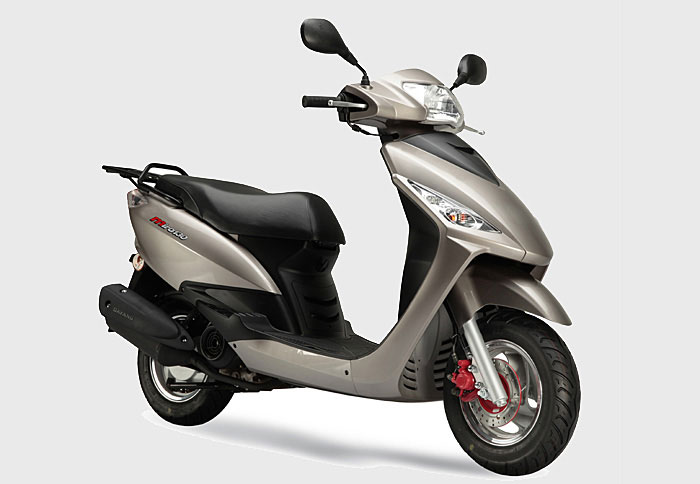 �� ��� Miro130 �������� �� ��� ��� ���������� ������� ��� Daytona ��� �� ������ ��� �����. �� compact ���������� ��� scooter ��� �� ������ ��� 10 ������ ������������ ������ �������� ��� ������ ��� ����� ��� � ������ ��������� ��������� ������� ��������� ��� ������ ������ ���������� ��� ��������� ����� �� �� ������ ��� ����.
 