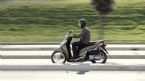 Δύο μεσαία scooter με ABS