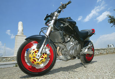 yamaha t, yamaha tdm, yamaha tdm 850 - …��� �� ������ ��� GSX-R! � ����� ���� ��� �� ����� ��������, ��� �����; O��� ��� �� '���, ����� ���� �������� ����� �� �������� ��� ������� ��� ������� ����, ����������� 