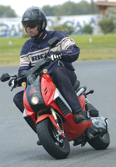 ��� ������ ������� �� ������������� ��� ���������� ����� ��� �������� scooter, ��� �������� ����� ������� ���� ���������, �������������� ����������� ���� �� Jetforce 125 �� ������������� (compressor); ��� � Peugeot ��� ���� ���� �� ���� �� ������� �� ��� ���� �������� ���������� ��� ���������� �� ����� ���� ���� '���� �����…