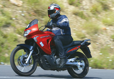 honda -     ,   . 
  ,         ,          Honda Transalp 650.  ,          2005. 