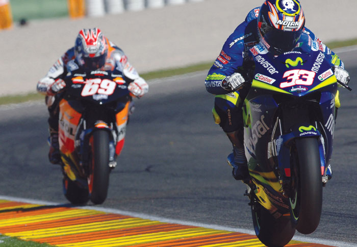  �� ��������� ���������� ��������� ������������ ��� ����� ��� Valencia, �� ��� Marco Melandri �� ������� ��� 2� ���������� ���� ��� ��� ��� Valentino Rossi �� ��������� ���� ����� ��������� ����� ��� ������� ������� ���.