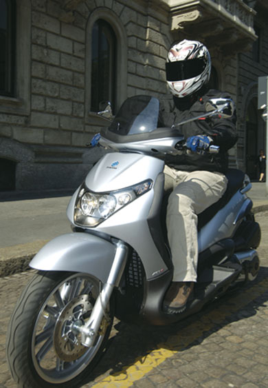 piaggio, piaggio beverly -         ,          Beverly 400. 