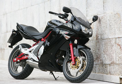 � ��������� ��� Kawasaki ��� ����������� �������� ��� ����� ��� Taormina ��� �������, ���� ��� ��������� �� ����������� ��� ����� ���� �� ������� 