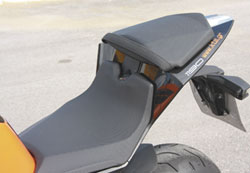 ����� ����� ��� ����� ������. ����� ������ ���� -����. ��� ��� ����� ��� ������������� ��� 
��������� ��� track-days. �� design ��� ������� ������� ����� ������ ��� � �������� ���� 