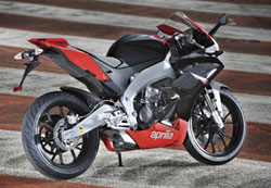       RS4,    ,    
   Aprilia     -   -   
  RS 125   ,   Vairano.     15,   
     ,   .  Aprilia!
