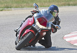 �� ��� Michelin Pilot Road 3 ����� ��� Sport Touring radial �������� ��� ����� ��� ������������ ��� ������ ��� ������� �� �� ���� ��������, ��� ������� �� ��������� ���� �������� ��� ��������! ���������� �������� ����� ���� ������ ������, ��� ����� ��������� ����� ��� ���������.