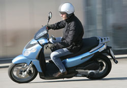 �� ���������, ���������� ������ ��� ������ 125����� ��� ��� scooter ��� ������ ��������� 250-300 �.��. �� ����� �������� ���� ��� ����� ��� �� ������� ��� ����������� ������� ��� �� �����, �� scooter �� ����� 150-200 �.��. ��� ������� 16 ������ ��������� ���� ������� ��������� ��������� ��� ������������� ��� ���������� ������ ��� ����� ��� �� ����� ��� �� ������������ ����� ������� ��� �����, ���� ��� ���� ������ ���. ���������� 14 ��������� ��� ��� �� ������.
