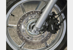 �������� �� ������������� Transalp 700 ��� ������� ��� �� ������ ��� ���� SH 300i ����� ��������� ��� 156-157 ���./���, ���� ��� ���������� � ������. ���� ��������� ���� ����, � ������� ������ �������, ������� �� scooter ��� ���� �� ������ �������: 