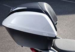 �������� �� ������������� Transalp 700 ��� ������� ��� �� ������ ��� ���� SH 300i ����� ��������� ��� 156-157 ���./���, ���� ��� ���������� � ������. ���� ��������� ���� ����, � ������� ������ �������, ������� �� scooter ��� ���� �� ������ �������: 