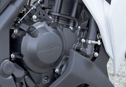 ��� ����� ������ ��� ����� �����������, ���� �������� ���� ������� �� 125, ����������� ������ ����� �����, ���� ��� ��������� ������ ���� ������ ���, �� CBR 250R �� ����� ��� ��� ��������. �� ��… ����������� CBR �� ���� ���������� ��� ����� �����, � Honda ������ �� sport ������� ����������� ���������� ��� 250 ������ ��������.
