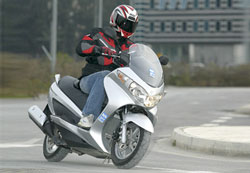 ����� ����������� ������ ��� ���������, ����� ��������� ������������ ��� ���������� ���� ��� ����� �� �������� ��� ������� ����. � ��������� ��� ���������� �� �� ���� scooter �� ������� ��� ���������� ��������� ���� ������ ��� ���������� ��� ��� ����. �����������, ������, �� scooter �� �������� ������ ��� ������� �������, ��� �� ��� ������ �� ����� ���� ���� ���������� ���������� ��� ������ ��� ��� ������.
