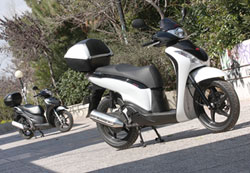   ,   -   ,  Honda SH 150i.   , 